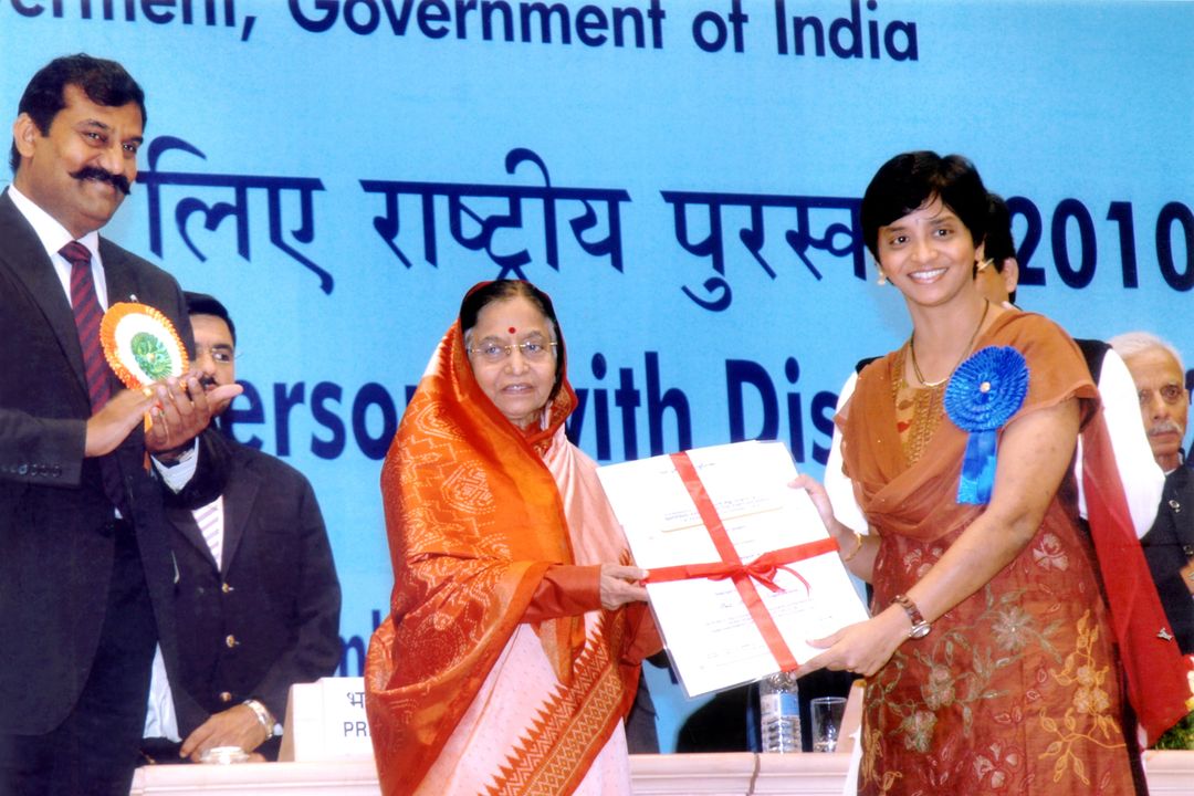 President Pratibha Patil giving national award